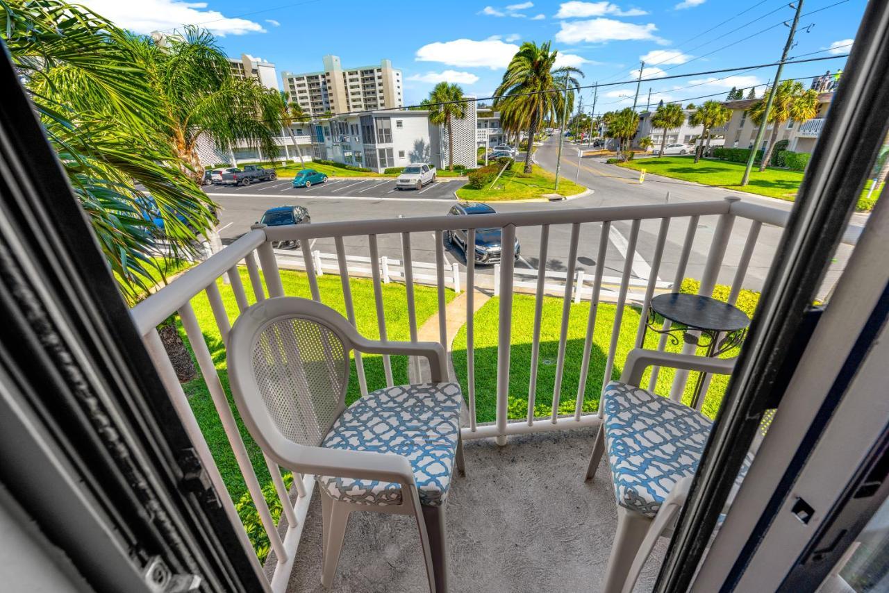 Majestic Beach Condo In Beachfront Resort In St Pete Beach St. Pete Beach Exterior photo